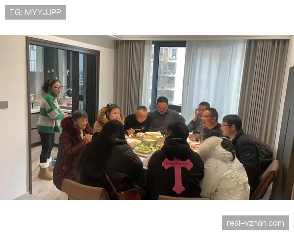 常园搬家照片真敢发,客厅比我整套房还能办场派对 常园搬家照片真敢发,客厅比我整套房还能办场派对